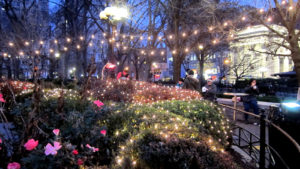 151219 165 EVill Xmas - 14th St at Broadway, Union Square Holiday Market by K M